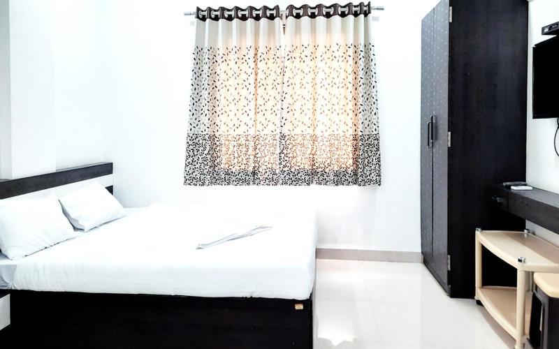 Hotel United House Shirdi Ngoại thất bức ảnh