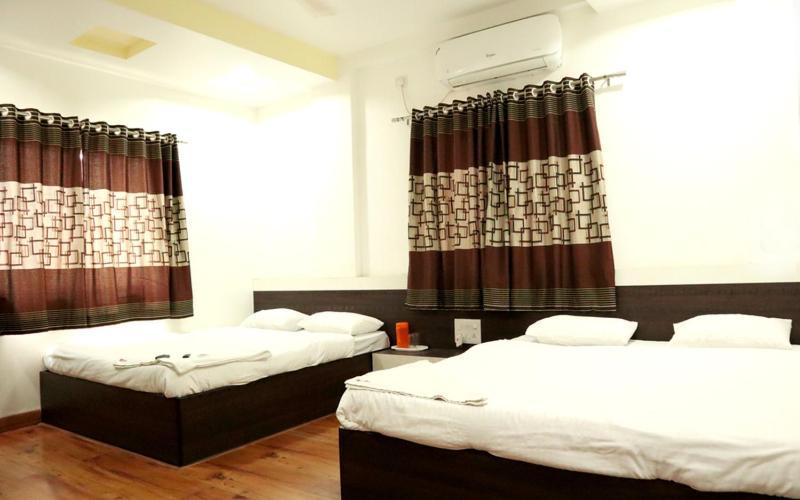 Hotel United House Shirdi Ngoại thất bức ảnh